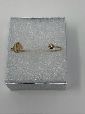 Henri Bendel bracelet Bangle Gold Tone Sparkling Crystal